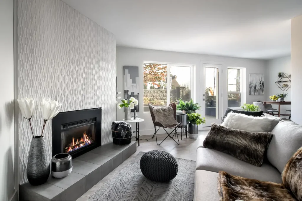 Freshly Painted Luxury home With Premium Paintjob In Anmore BC